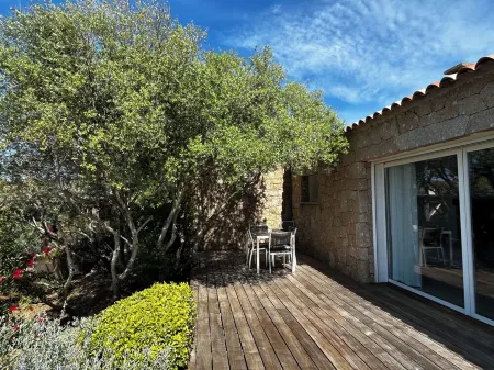 Villa Avec Piscine Privative Sécurisée au Coeur du Maquis