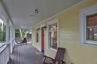 Vintage Luxury Retreat Hotels in McMinnville