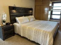 3 Bedroom house on peaceful clear water lake