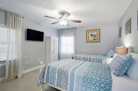 🍹🌞 Florida Getaway! New Pool Heater, Fenced Yard,Close to River and Beaches! فنادق في Sebastian