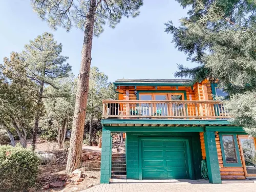 Dreamy Cabin in the Trees! BBQ & Stargazing Deck