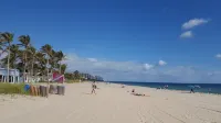 Family Beach House - 5 beds