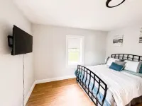 Annie's Abode - Downtown LC Hotels near ALDI