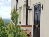An apartment within a Grand Georgian house in the centre of Great Malvern Hotels in Great Malvern