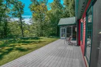 Book your spring getaway now. Private hot tub and a pellet grill/smoker.