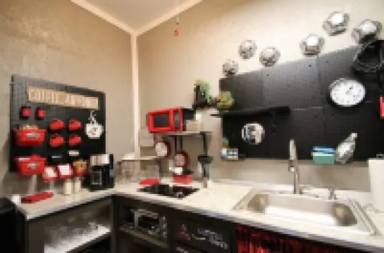 4th Street Garage - Historic Downtown Rogers