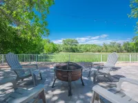 Riverfront Ranch, Near Wine Tasting & Sedona Hotels in Cottonwood