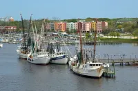Short walk to the beach- 2BR, 2BA “Tranquility on Amelia"