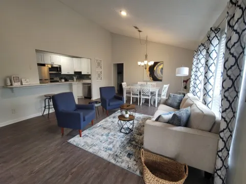 Auburn unit located less than 1 mile from university