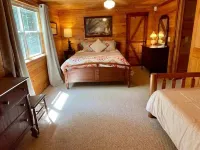 CompassCreekCabin - Luxury LogCabin on Rushing Creek
