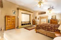 Deep Creek Serenity Retreat: Heated Pool, Patio,  Hot Tub, Sauna, Gym, Game Room