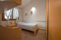 Villa with garden 300 meters from the sea Hotels in Tertenia