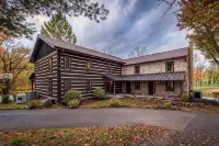 The Log House at Twin Brook - Chalets