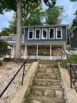 Charming! Cozy Lakefront Home with Fantastic Views, Close to Bagnell DAM - Wifi
