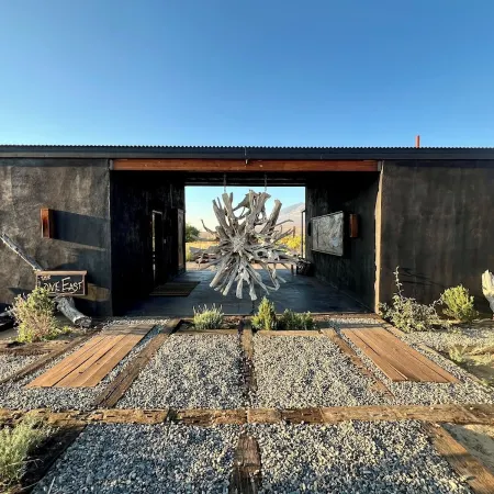 The LoneEast An Eastern Sierra wilderness retreat