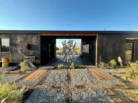 The LoneEast An Eastern Sierra wilderness retreat