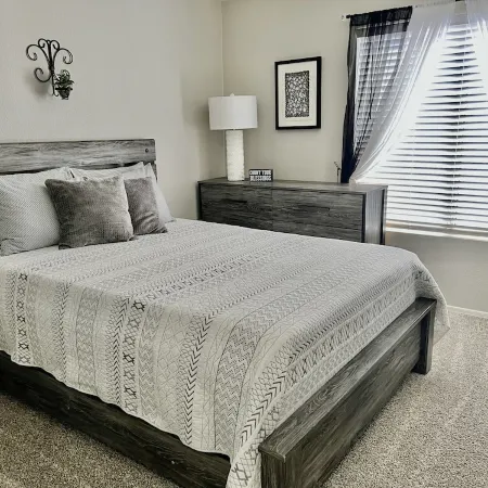 Private Vacation Getaway! Plenty of Sunshine w/Pool & Comfy Place to Stay.