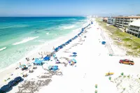 Gulf Views-Near Henderson-Heated Spa-Sleeps 16 +Owner's Quarters ADD on Option - مسبح خاص
