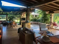 Casa Rustico, large pool, 350m from the beach, by the river. Hotels in Chia