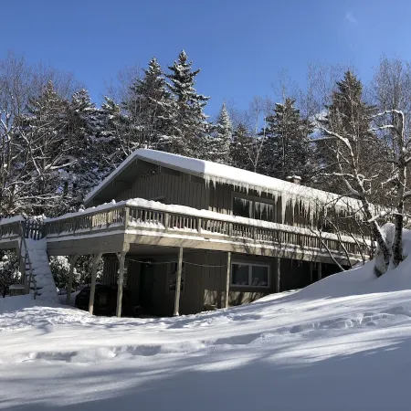 Bayou Chalet – Your Perfect Getaway Near Sugarbush Resort