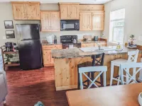 Heart of Philomath comfortable modern house 10 minutes to OSU Hotels in Philomath