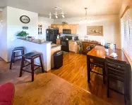 Gorgeous 2BR/2BA with Stunning Views and Great Location