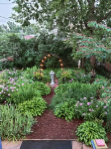 Historical Victorian in Swede Hollow Hotels in 