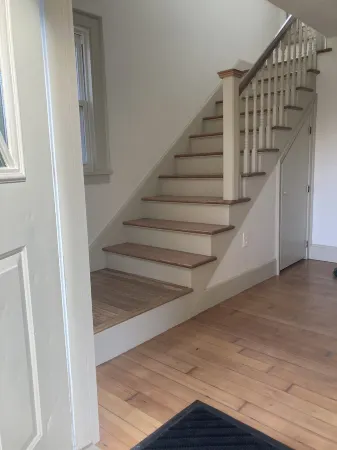 Remodeled Unit #2, 7 min to Great Barrington, 12 min to Ski Resorts & Trails