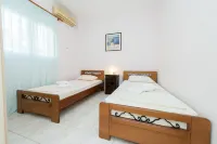 Myrtos Cottages Kefalonia Hotels near Dafnoudi Beach