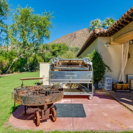 STR 2025 002405 - Tuscan Camelback Mountain Mansion - Close to Everything!!