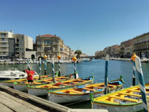 Hacienda : 220m2 villa for 12 people with swimming pool, 5 minutes from the beach 酒店