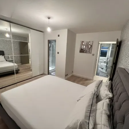 Stylish Contemporary Apartment