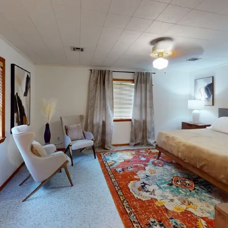 Mid-Century Modern historical home 0.8mi to Boone Pickens Stadium!