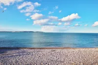 Fantastic location in the harbour bowl