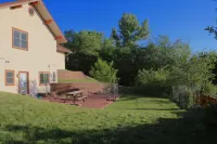 Architect's upscale home near HIstoric Downtown Hotel a Sheridan