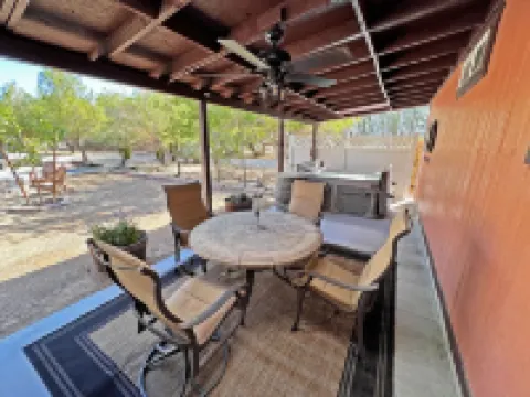 Wagon Wheel Ranch Close to Dvnp with Hot Tub and Cowboy Pool