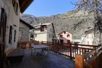 House Hotels in Colmars