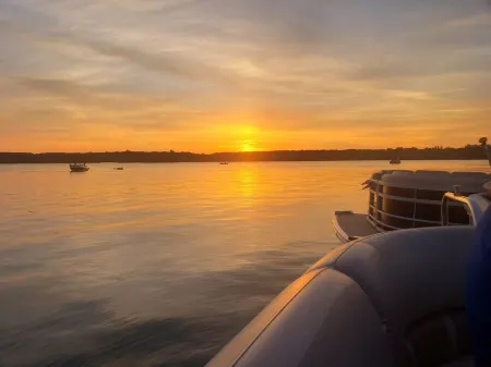 Cozy lake home on chain of lakes!
