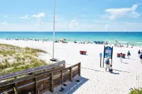 5 Bdrm, 4 Bath - Private Pool, Outdoor Lounge and Dining Area - 4 King Beds! - Private Pools