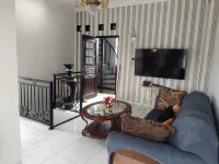 Vina Guest House Pudakpayung - 3-Star