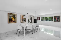 Luxury Modern Villa in heart of Brickell with Heated Pool & HotTub