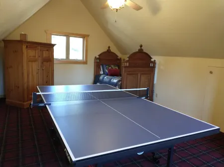 Mountain Elegance with Multiple Living Areas. Featured on HGTV’s House Hunter’s