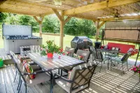 Perfect house for Clemson/SWU activities like Clemson football and disc golf!!!
