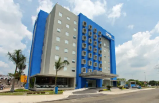 One Villahermosa 2000