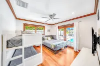 Heated Pool & Hot Tub! Waterfront+Golf Cart!