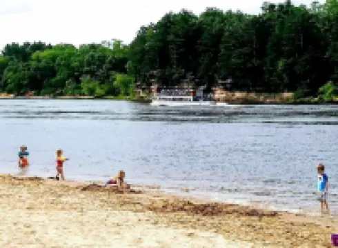 Wisconsin Dells Cabin in the Woods