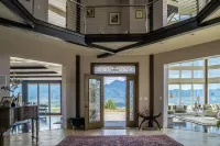 The Octagon House - 30 Mins to Yellowstone N. Entry - Master Sauna Jacuzzi Hotels in Emigrant