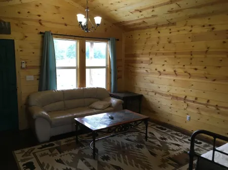 Cabin on the Ridge Отели в г. Logan County