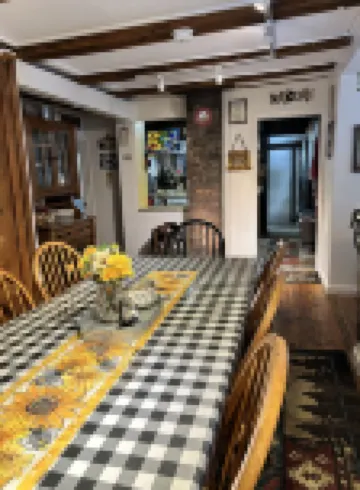 Snuggle up in the woods, 7 miles to Lake George,NY