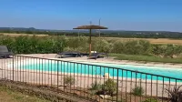 Le Vieux Pressoir, gîte for 4 people near Uzès, peaceful vacation in the countryside.